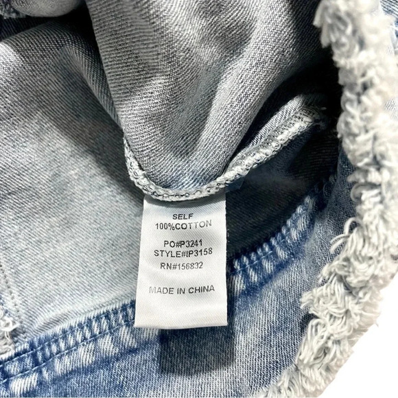 NWT Macaron Distressed Denim Jacket - Picture 3 of 4